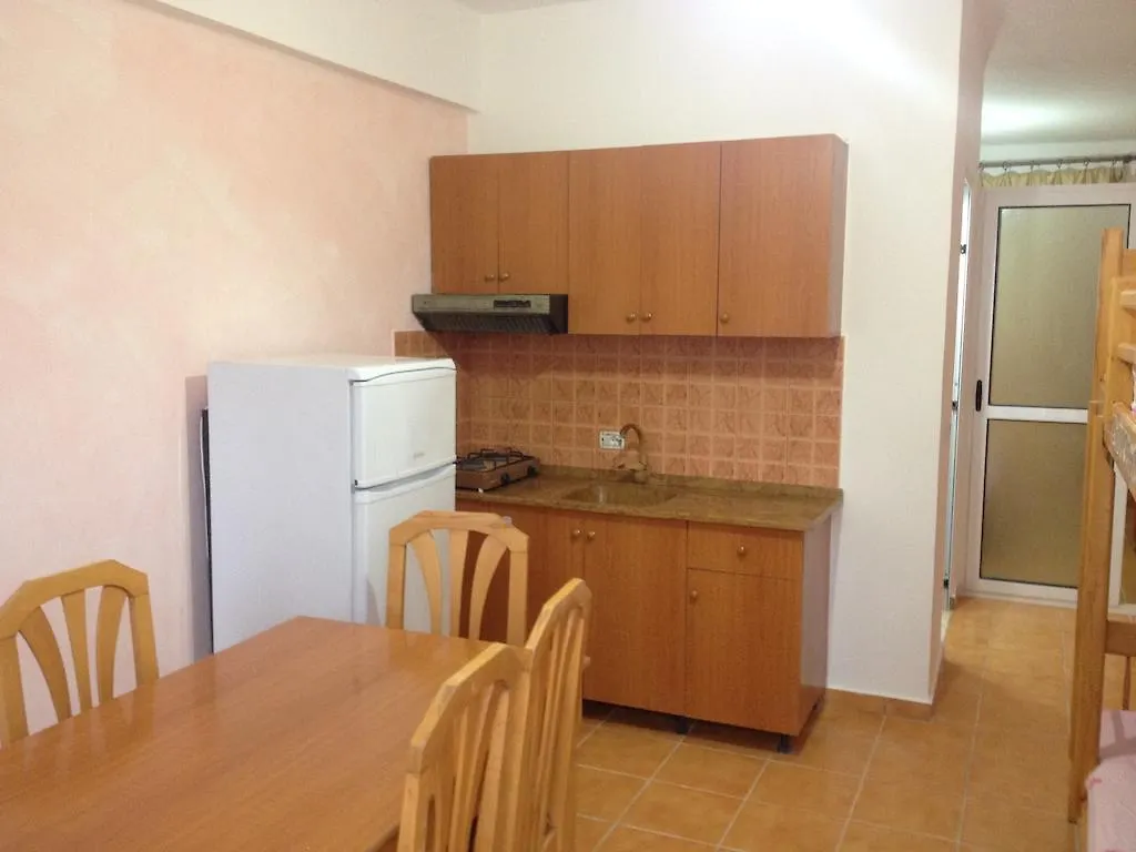 Jurgen Aparthotel Velipojë