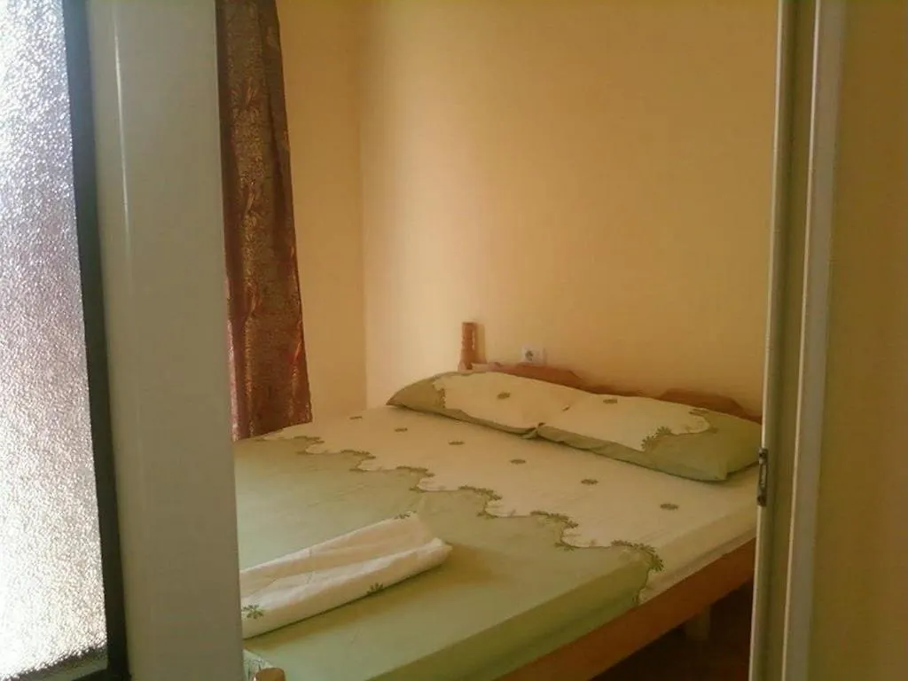 Jurgen Aparthotel Velipojë